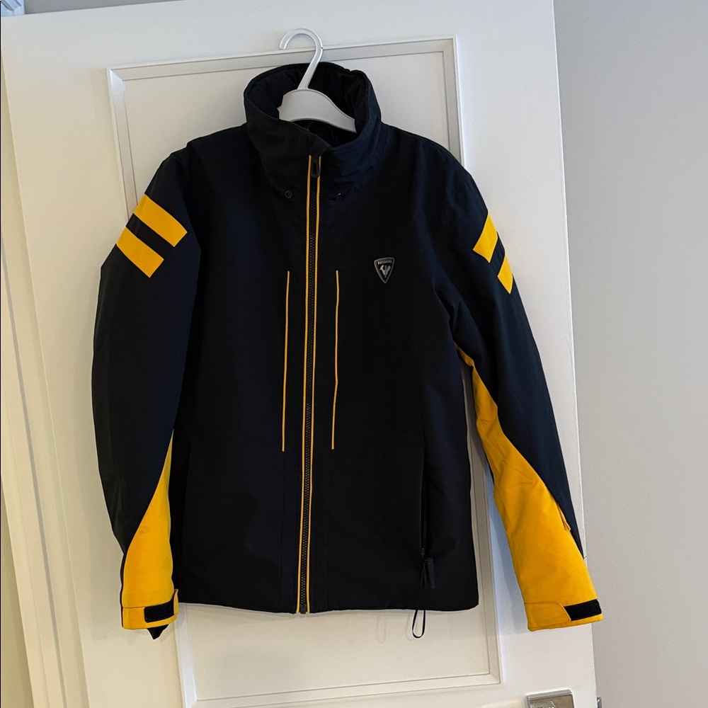 Rossignol Boys  Black and Yellow Ski Jacket Worn few times sz M